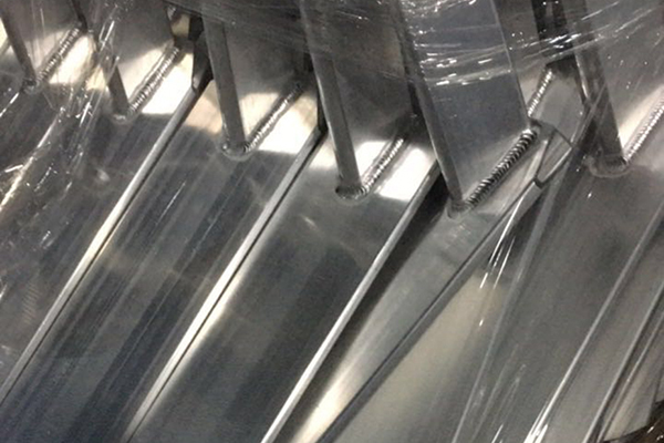 廣州供應鋁合金型材熱處理加工價格